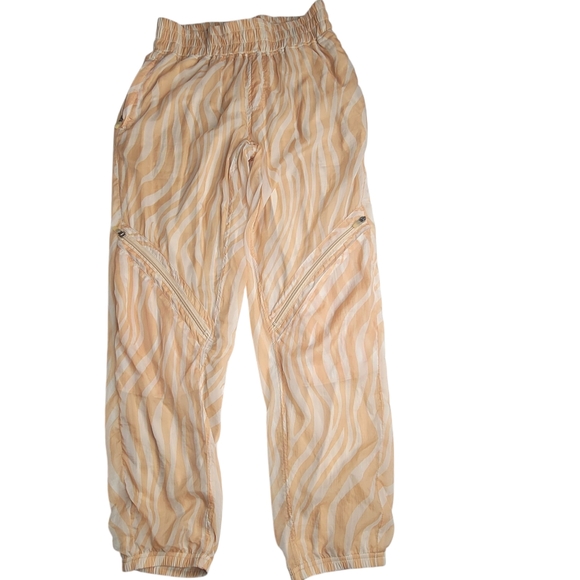 Free People Movement Parachute Stripped Cargo Pants NWOT - Picture 1 of 16